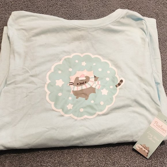 PusheenBox Winter 2021 Long-Sleeve - Picture 1 of 4
